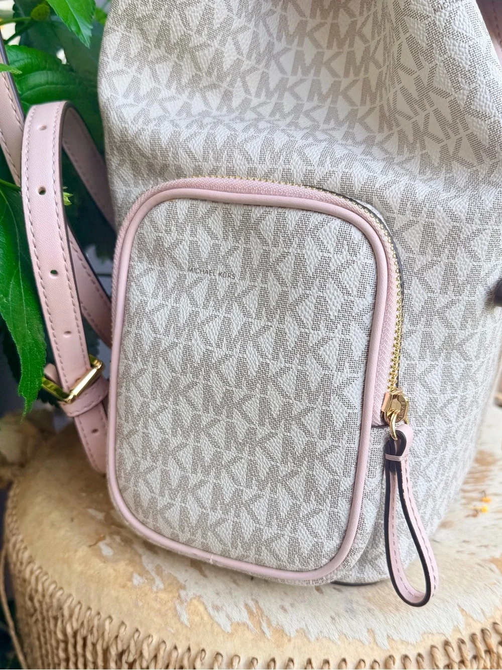 Michael KORS Jet Set Signature Pink Coated Canvas Drawstring Backpack Gold Chain